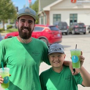 Meet your Posher, Zakrey